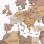 Mapa Mundo de Madeira 3D Multicolorido