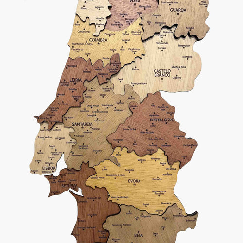 Mapa de Portugal em Madeira 3D